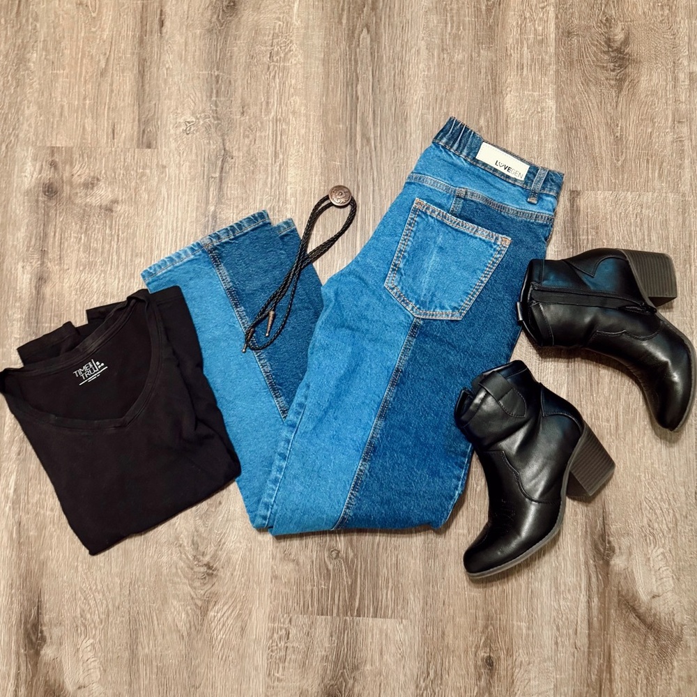 LoveGen high-waisted jeans